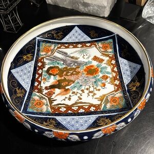 Vintage 20th Century Japanese Imari
Porcelain Center Bowl